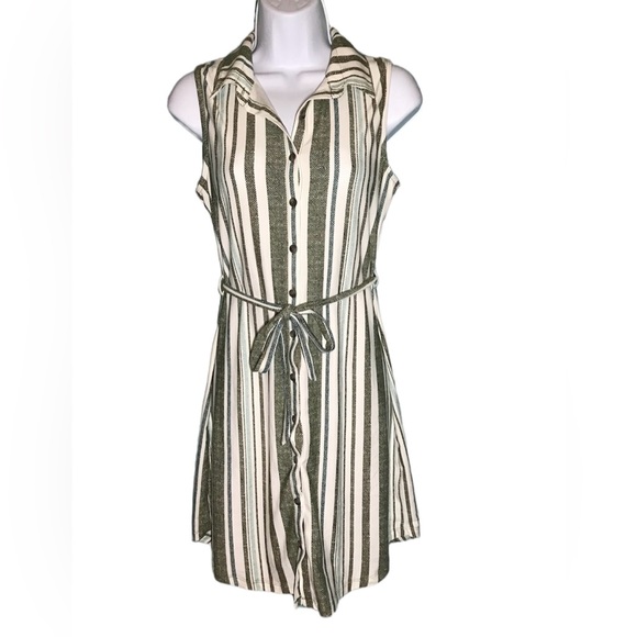 No Boundaries Dresses & Skirts - NWOT No Boundaries Striped Button Up Collar Belted Lace Cut Out Dress SizeM(7-9)